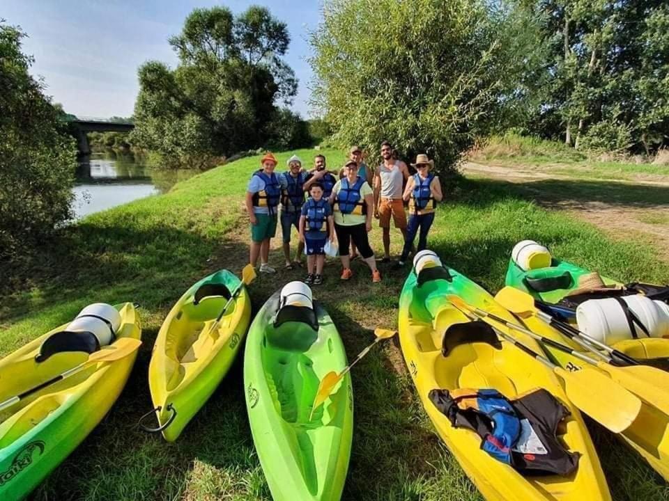 Au Soleil De Picardie Hotel Presles-et-Boves Buitenkant foto