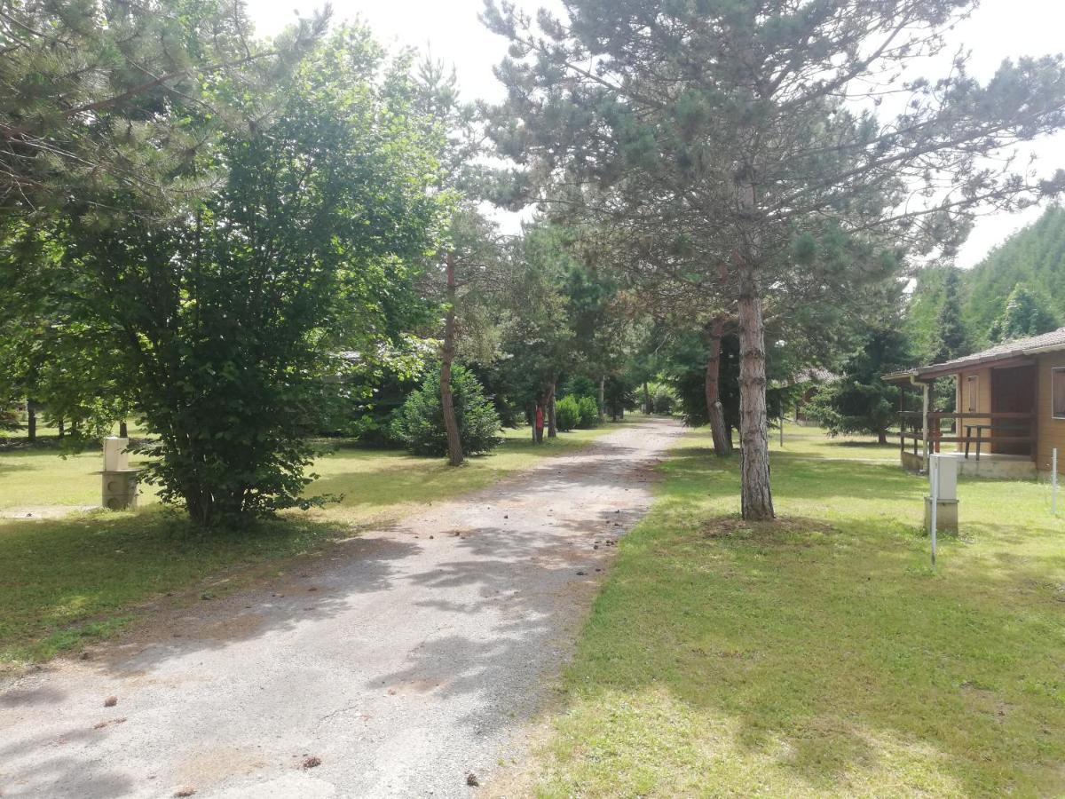 Au Soleil De Picardie Presles-et-Boves Buitenkant foto